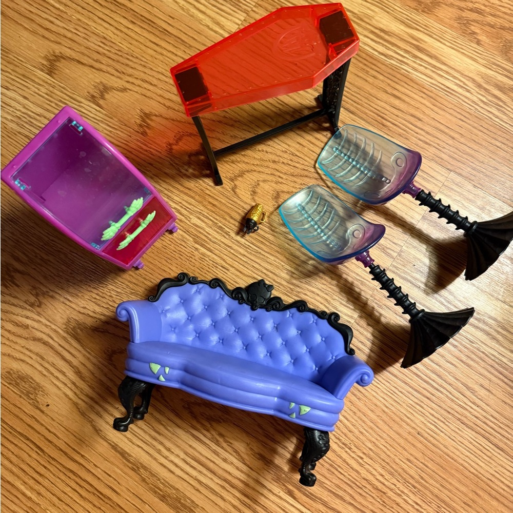 Monster High Doll Accessories Set
